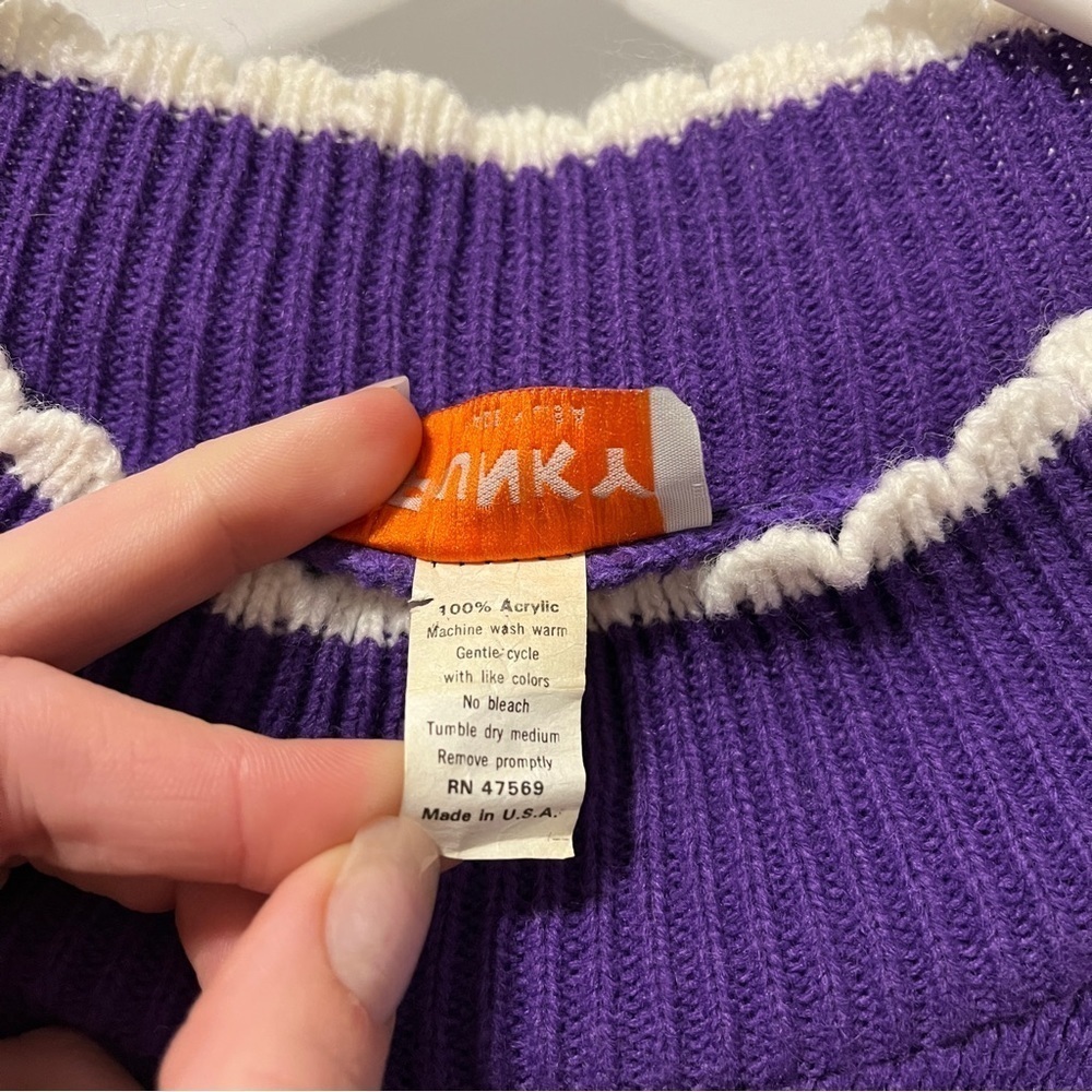 Vintage Cat Knit Sweater - Picture 6 of 6